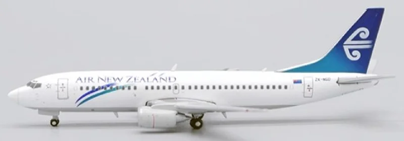 Gas - station model toys for vehicle - refueling play 1/400 Air New Zealand Boeing 737-300 Reg: ZK-NGD with Antenna Gas - station model toys for vehicle - refueling play 1/400 Air New Zealand Boeing 737-300 Reg: ZK-NGD with Antenna