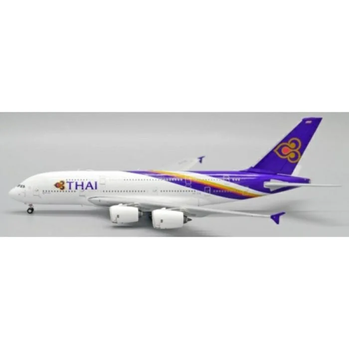 Airport - control - tower model toys for air - traffic - control simulation 1/400 Thai Airways Airbus A380 Reg: HS-TUD with Antenna Airport - control - tower model toys for air - traffic - control simulation 1/400 Thai Airways Airbus A380 Reg: HS-TUD with Antenna