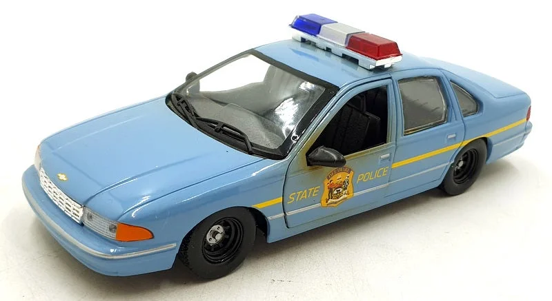 Dimension 4 1/24 scale Diecast 2724K - Chevrolet Caprice Delaware State Police