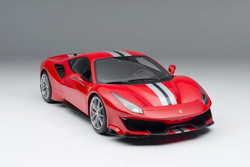Ferrari 488 Pista (2018)