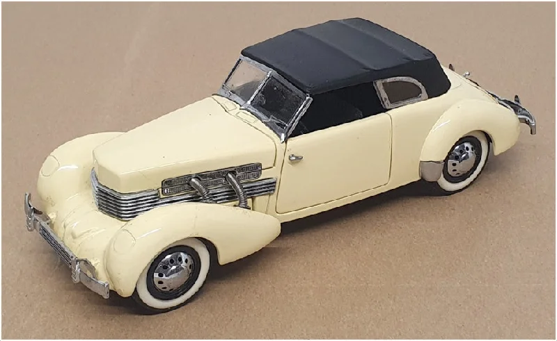 Franklin Mint 1/24 Scale B11PN92 - '37 Cord 812 Phaeton Coupe - Cream