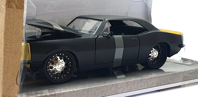 Jada Bigtime Muscle 1/24 Scale Diecast - JA97170 1967 Chevy Camaro Black/Yellow