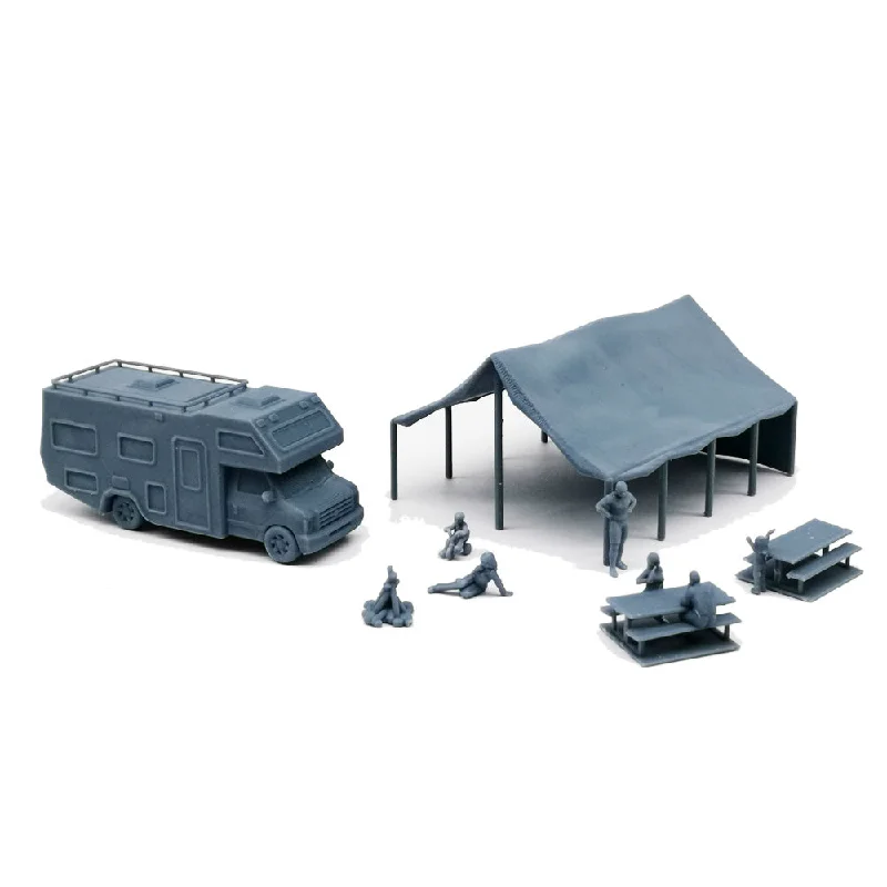 RV Park Camsite Set with People 1:87 HO Scale