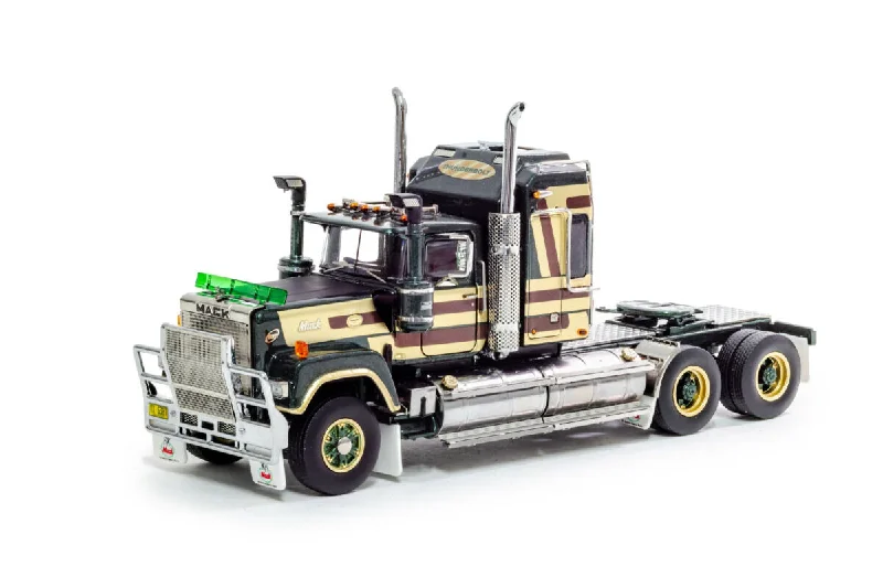Z88009 | DRAKE; MACK BICENTENNIAL SUPER-LINER ''THUNDERBOLT''