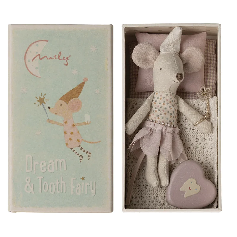 Plush toys for foodies in food - shaped forms like cupcakes Maileg Tooth Fairy Mouse, Little Sister in Matchbox Plush toys for foodies in food - shaped forms like cupcakes Maileg Tooth Fairy Mouse, Little Sister in Matchbox
