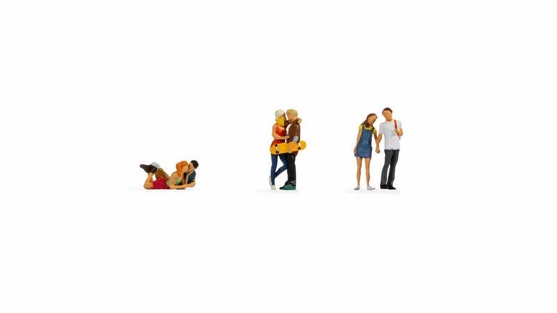 Noch 15512 HO/OO Gauge Young Couples Figures