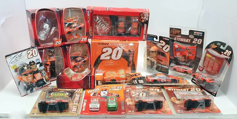 Winners Circle WC1003 - Tony Stewart 11 Cars 3 Figures 2 Key Rings 1 Night Light