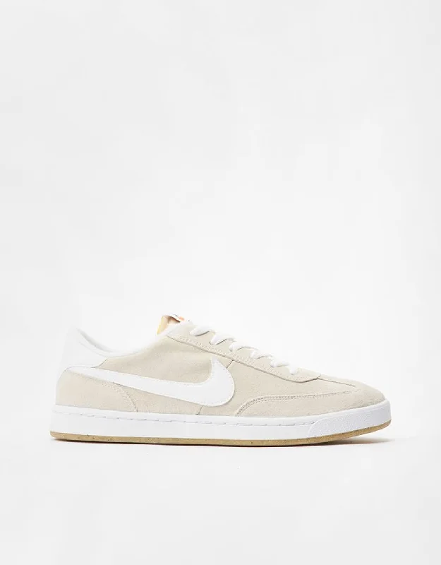 Nike SB FC Classic Low Skate Shoes - Summit White/Summit White-White